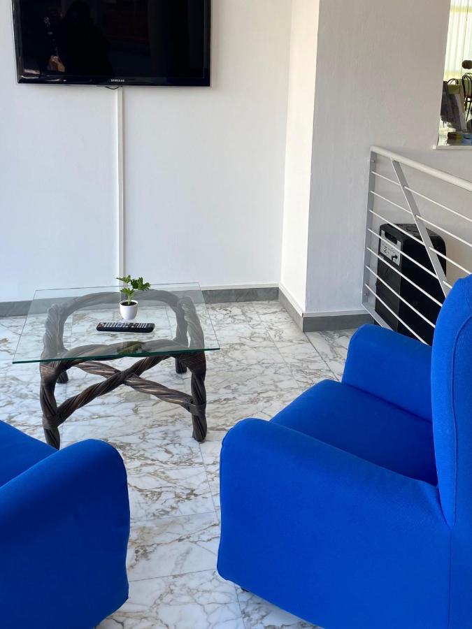Hotel Flying Πέζαρο Εξωτερικό φωτογραφία