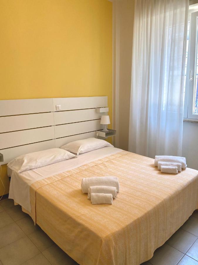 Hotel Flying Πέζαρο Εξωτερικό φωτογραφία